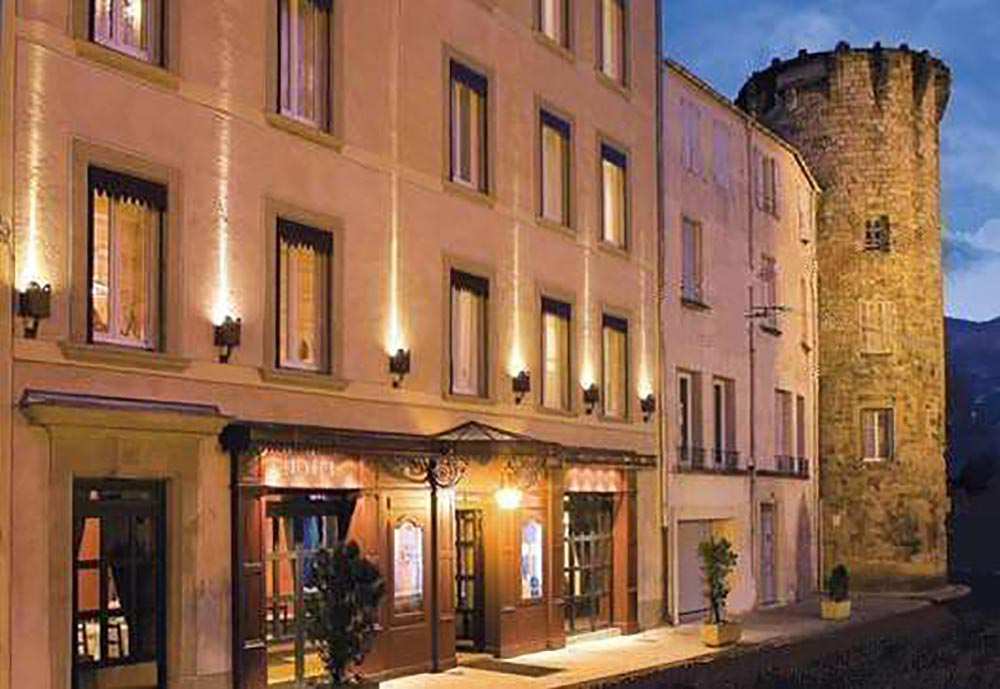 La Champagne , de la terre à la coupe